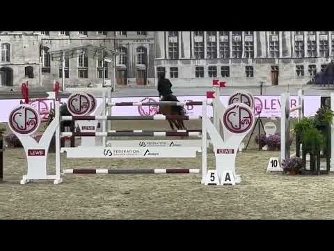 Pixel van't Veer 145 CSI4* Liege 4th place