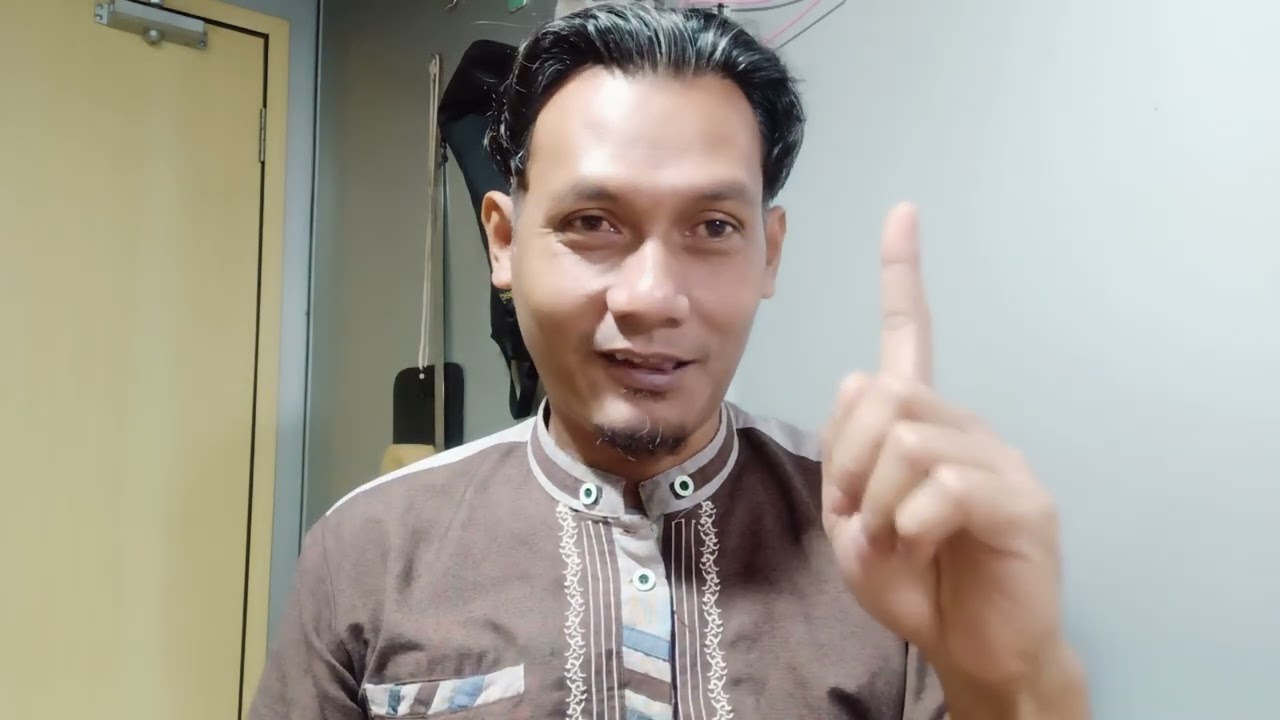 Analisa asal asalan tentang Jokowi dan gibran. 