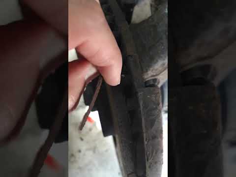 #shorts #mechanic #porsche #auto #mechancial #repair #problem #brakedisc #diy #automobile #audi