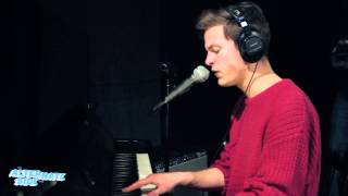 Video thumbnail of "Perfume Genius - "Seventeen" (Live at WFUV)"