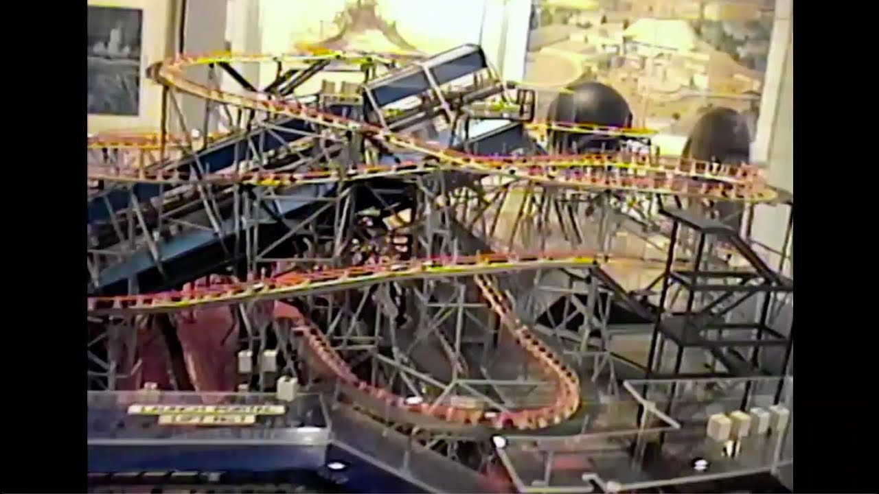 Disney Gallery - 1998