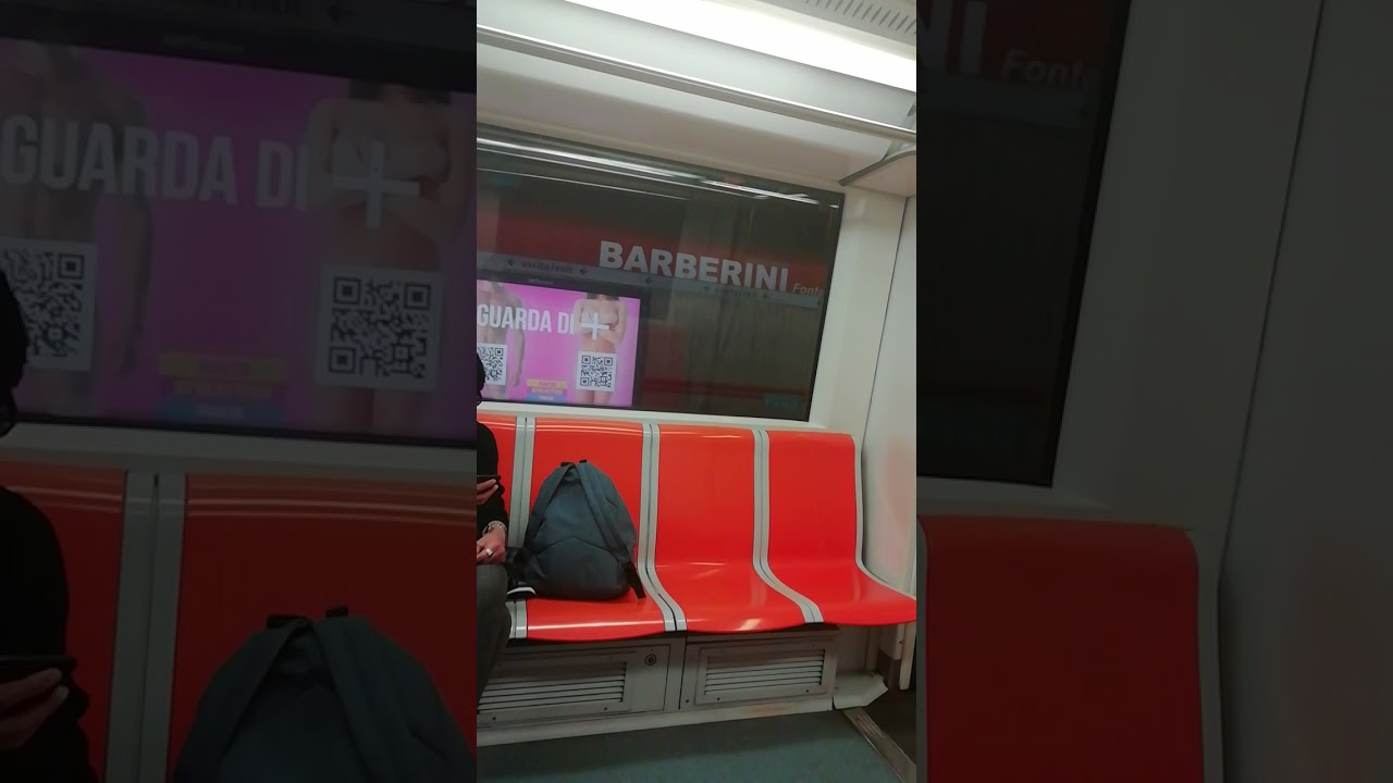 Staz. Flaminio direz. Anagnina fino a Vittorio Emanuele metro a Roma caf che è vuoto che corre