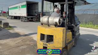 LOADING A VT-555 V8 CUMMINS TURBO DIESEL ENGINE