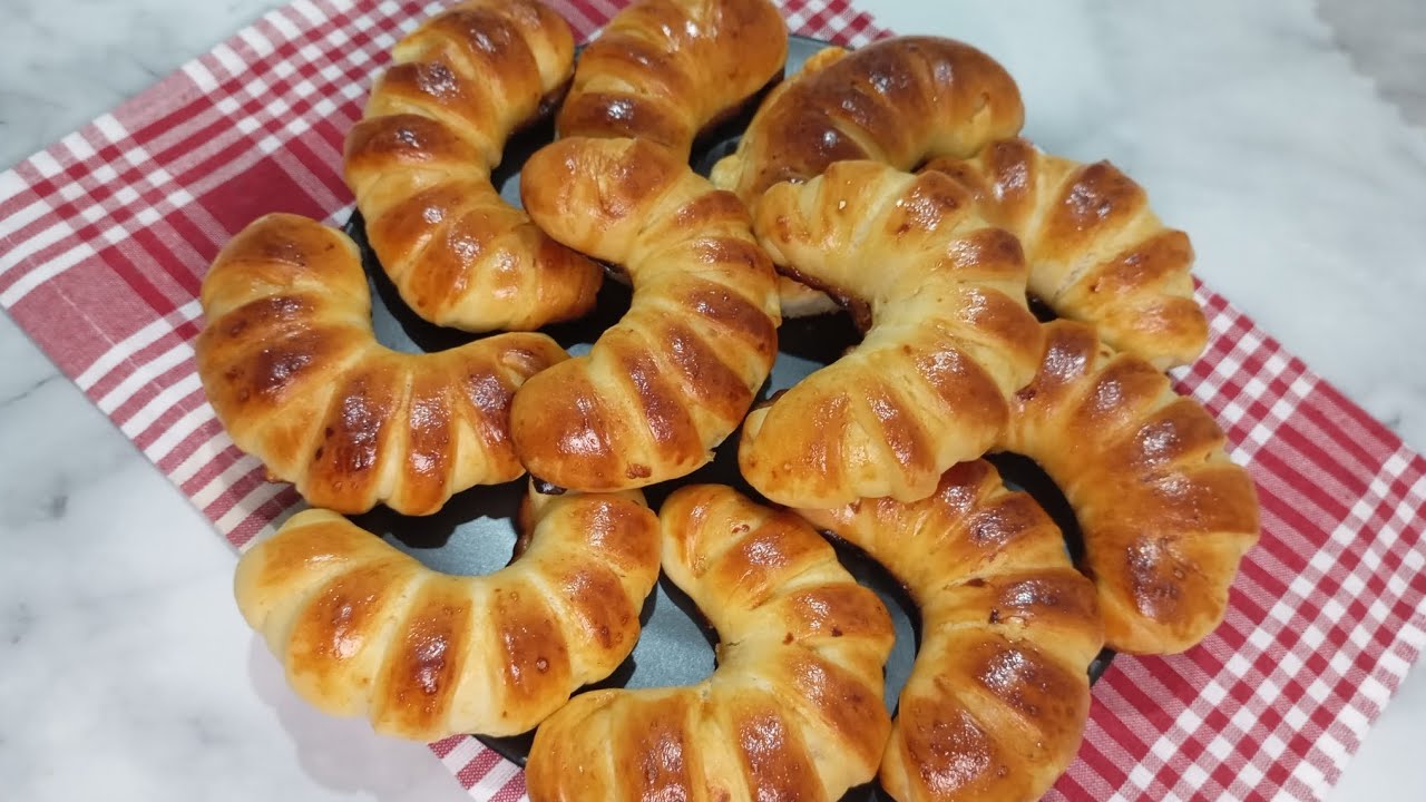 Şekili ve yumuşaklığı ile mükemmel poğaça tarifi #keşfet #poğaça #pratiktarifler #tarif #fyp 