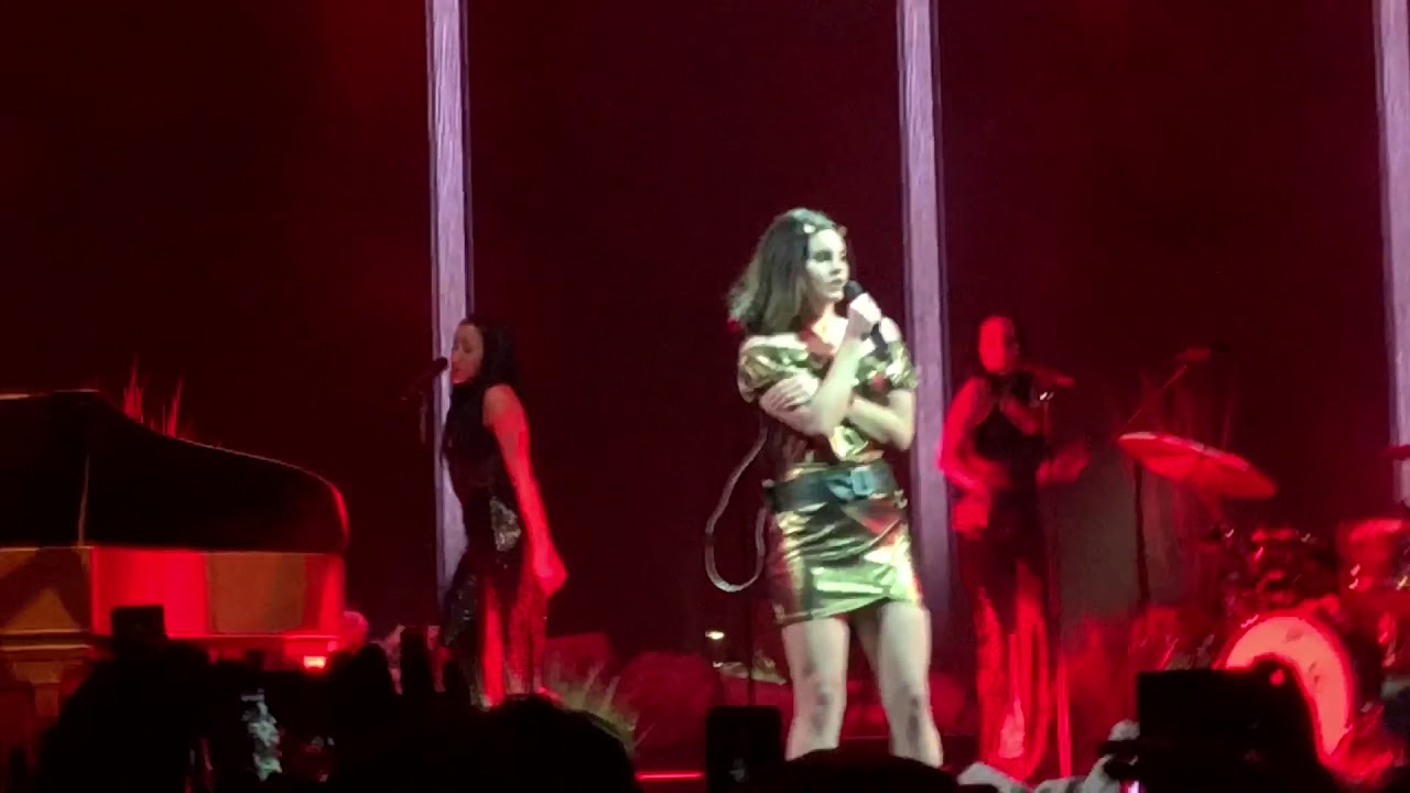 Lana Del Rey Serial Killer (01/11/18)