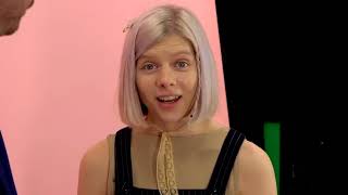 AURORA - Quote 100: „ I write them all in the bottom of a well …. “ (2016-01-22)
