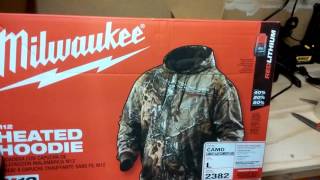 Milwaukee M12 Heated Hoodie Unboxing  and Review