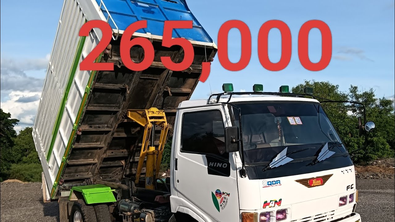 Hino km 777. เครื่อง117 เเรง ดั้มเกษตร พร้อมใช้งาน ราคา 265,000 สนใจโทร 0828674600