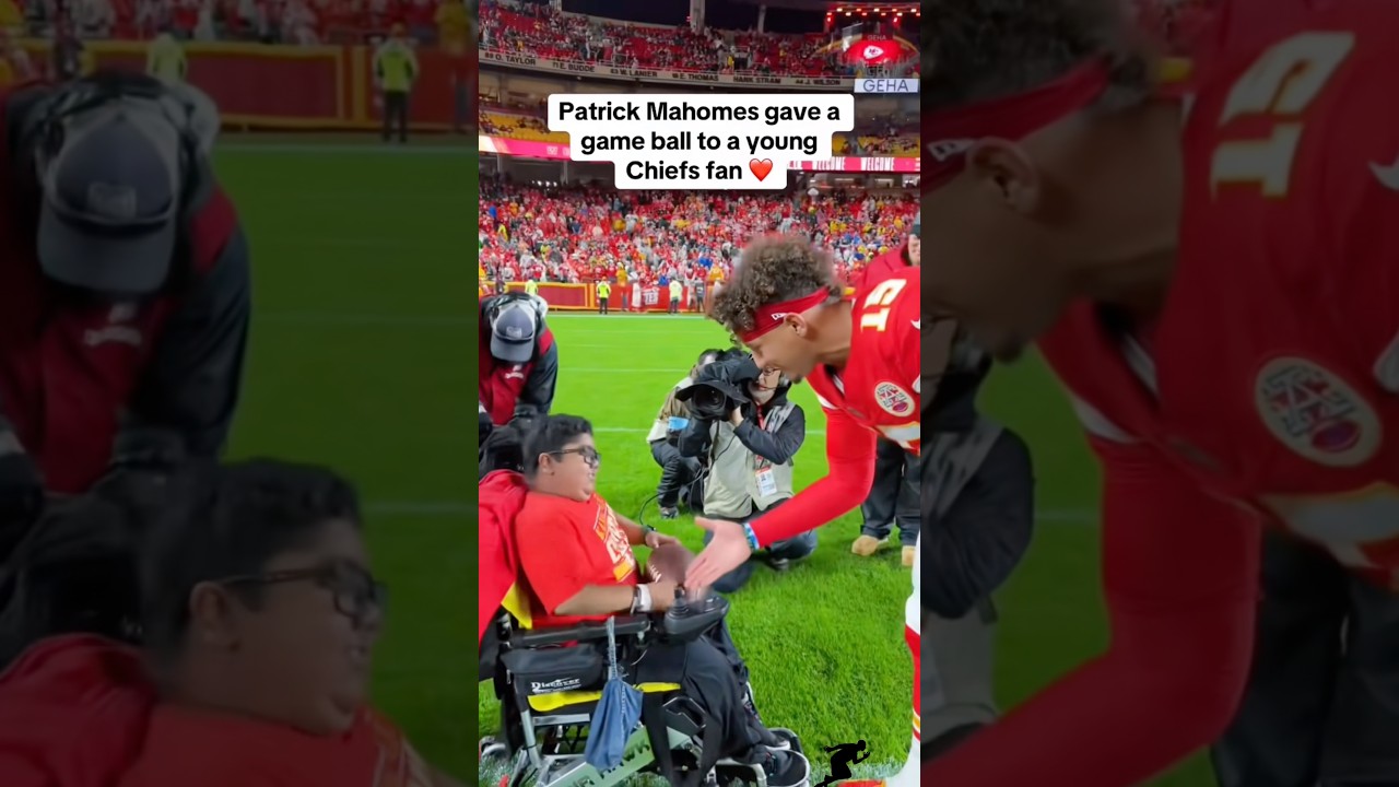 Star playersv wholesome moments with young fans❤️ 