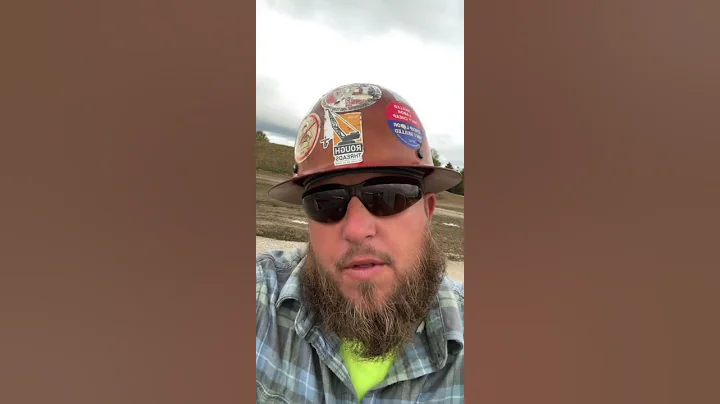 So what trade is coming out on top #shorts #bluecollar #trades #jokes #comedy