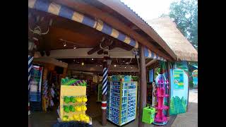 #WALKING AT BUSCH GARDENS & GET ADVENTURES WITH THE🦜#TROPICALWORLDBIRDS🐦AT THE AVIARY PART#1#Vlog💛💖😘