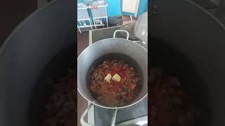 Двадцять кілограмів плову для наших воїнів