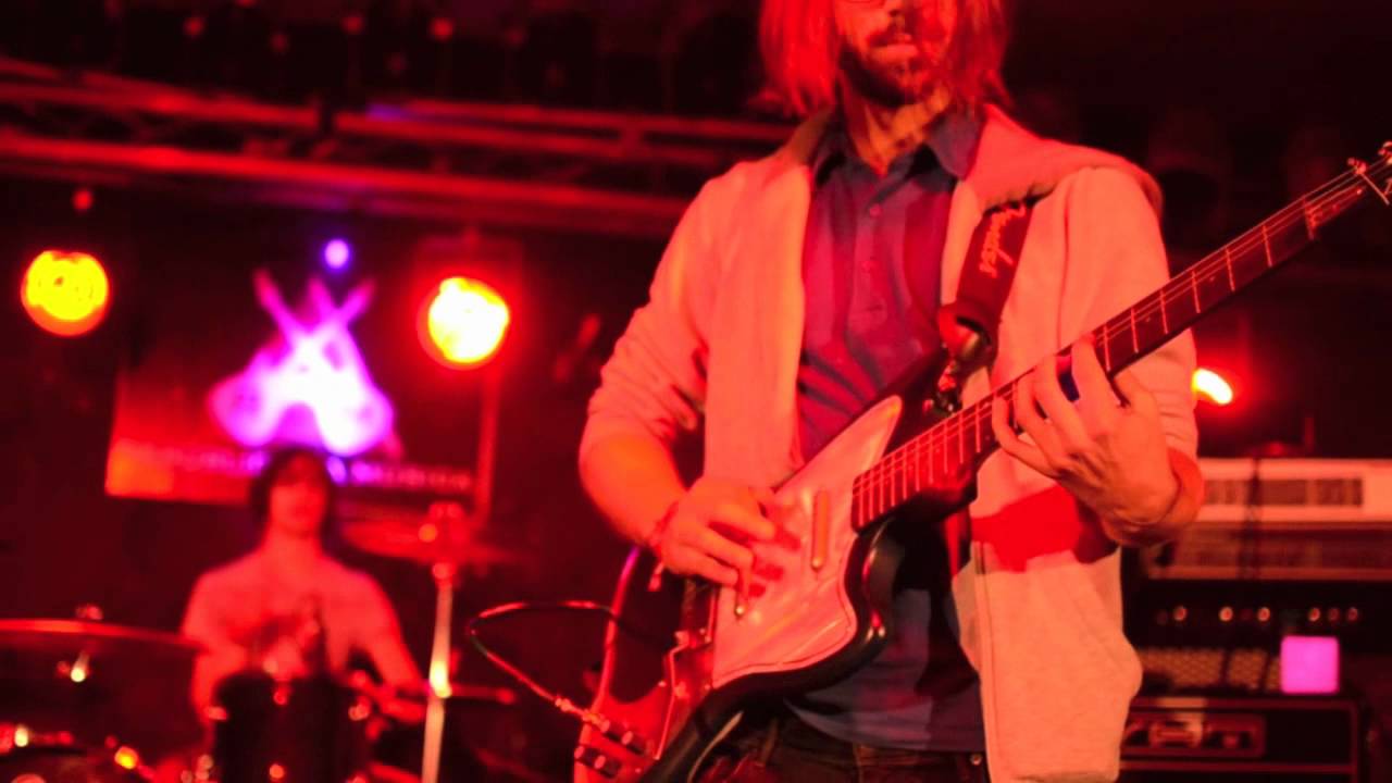 Quelle Dead Gazelle @ Whatever Happens Rock Fest - Intro + Green Sparkle