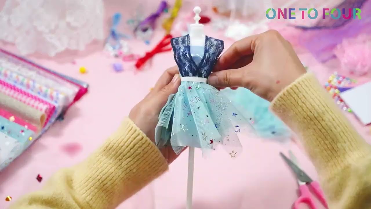 Fashion Designer Kit for Girls with 5 Mannequins - Arts and Crafts Kit