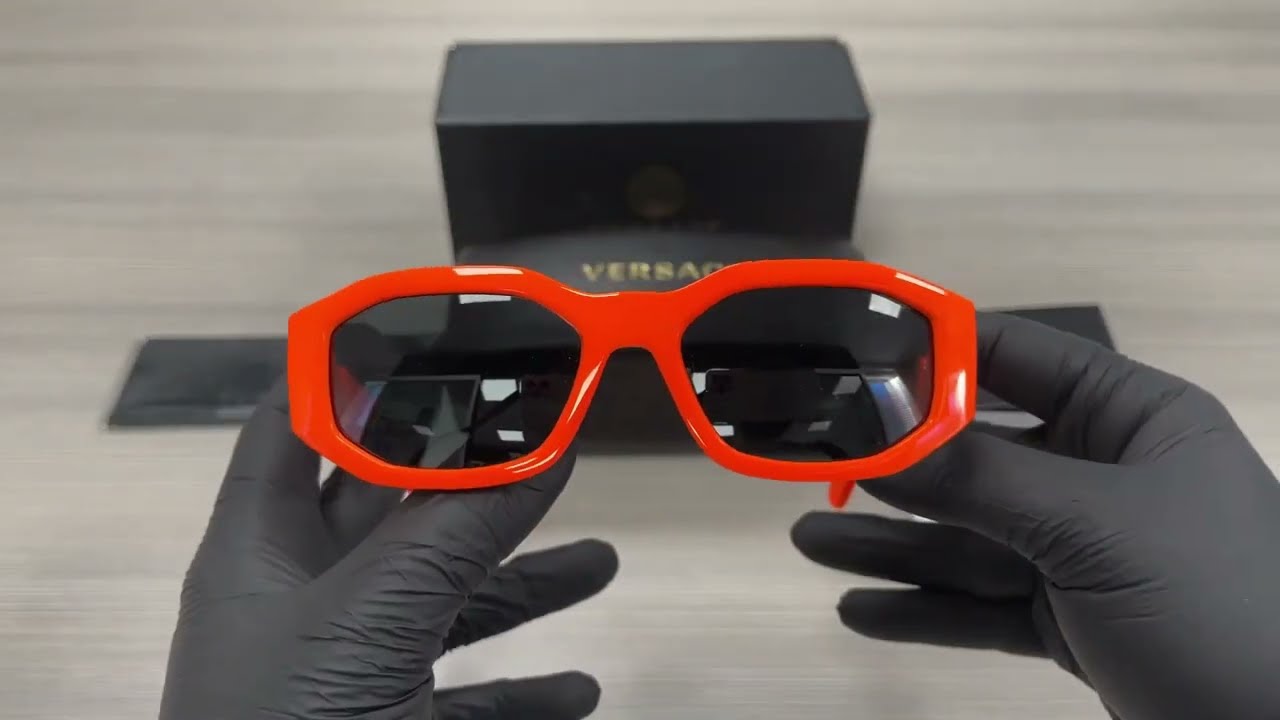 Versace VE 4361 5321/87 Neon Yellow Fluo Square Sunglasses – Grey Lens VE4361 531987 green fluo - eye-oo.com main image 2