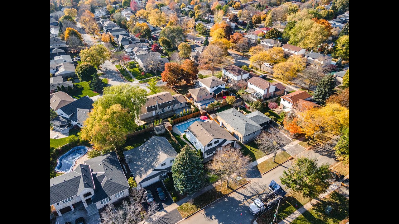 2429 Bridge Road, Oakville Home for Sale Real Estate Properties for