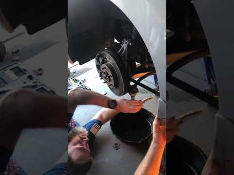 Keep tie rod