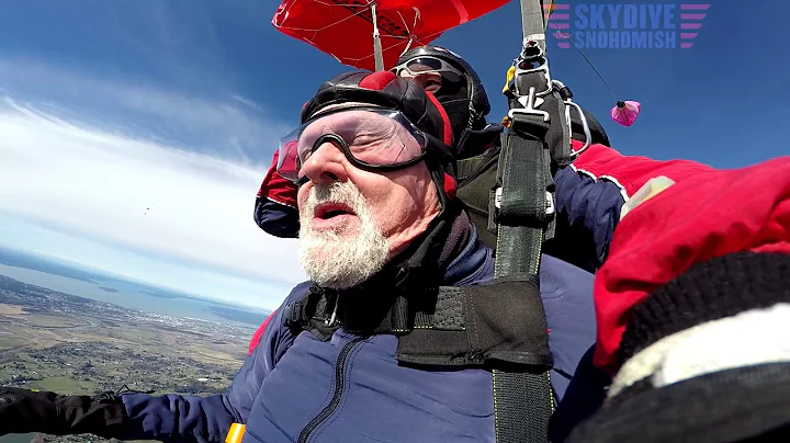 Michael Nestor's Tandem skydive!