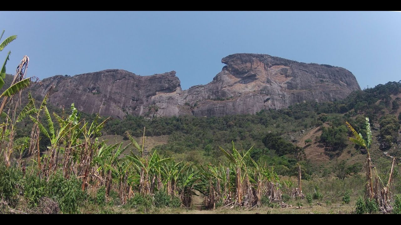 Subida Pedra do Baú pela face Sul
