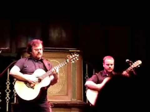 Andy Mckee and Don Ross - Klimbin LIVE