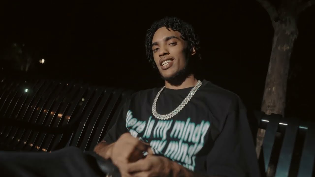 Cobo75 - Hop In (Official Music Video) Shot By: @DigitalReel adlı videoyu YouTube'da izle Cobo75 - Hop In (Official Music Video) Shot By: @DigitalReel adlı videoyu YouTube'da izle