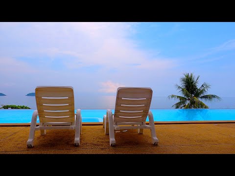 เกาะช้าง - แหม่มไก่แบ้บีช รีสอร์ทติดชายหาด มีสระว่ายน้ำส่วนกลางชั้น 4 ชมวิวทะเล ราคาเริ่มต้น 800 บาท