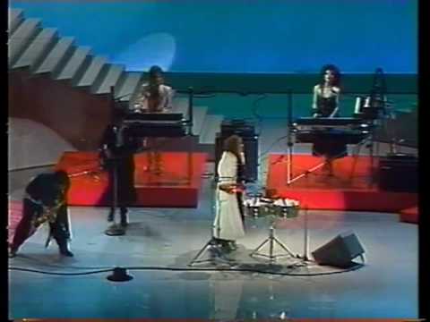 Sheila E - The Glamorous Life (Live 1985) - YouTube