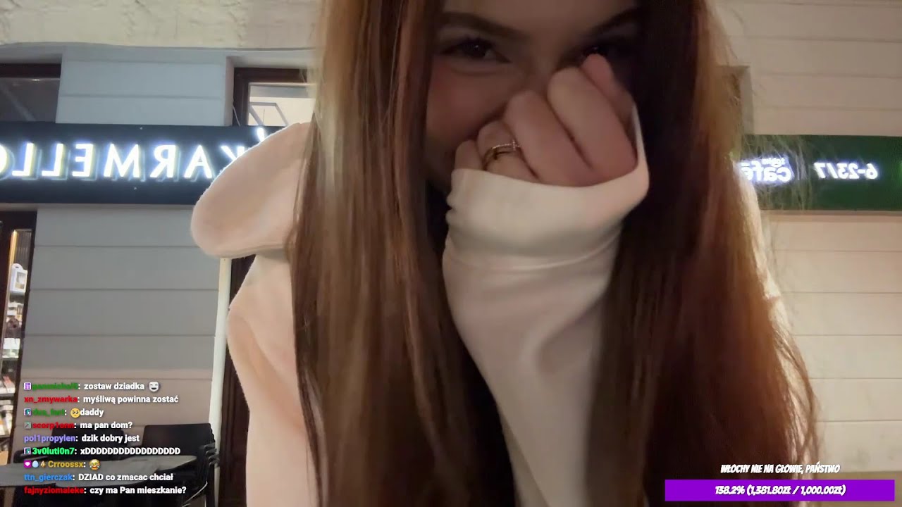 USZATĄ RATUJE KAMERA PRZED ZMACANIEM **niepozorny starszy pan** | TWITCH (vvvictorie)