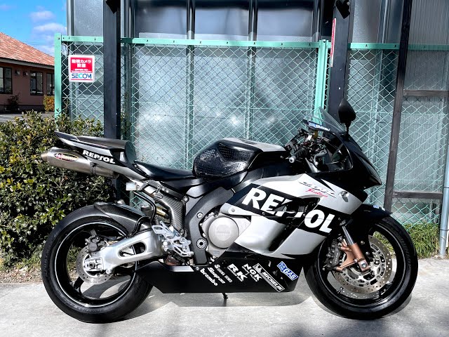HONDA CBR1000RR SC57｜ホンダ CBR1000RR｜AKRAPOVIC製チタンスリップ