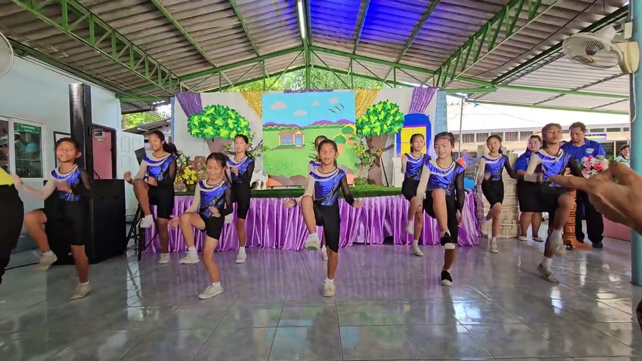 แอโรบิก โรงเรียนวัดช่องลม อ.อู่ทอง