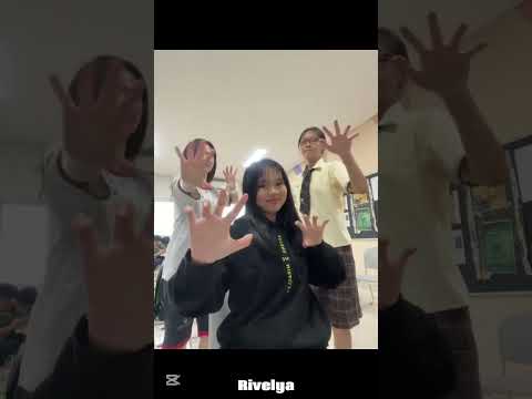 YANGYINYUE 弥渡山歌 Midu Echoing Trend Dance Viral 