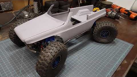 RC CRAWLER TALK:  CLASS 3 "THE MUTT", SPARE PARTS BUILD, MISC MESSY BENCH