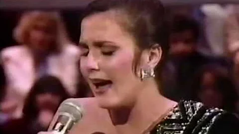 Lynda Carter & Ray Charles - A Natural Woman