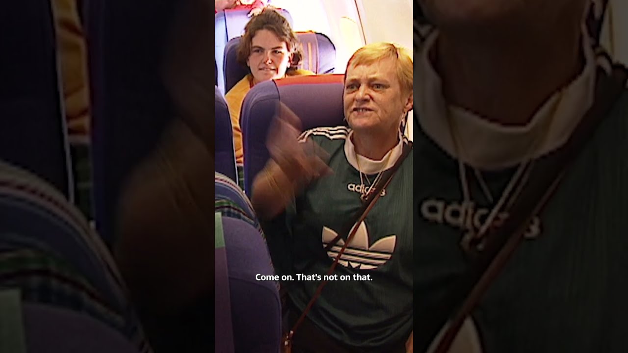 Cabin Crew Deal With Rowdy Passengers