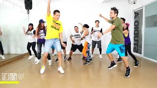 Con Calma by Daddy Yankee | Live Love Party™ | Zumba® | Dance Fitness