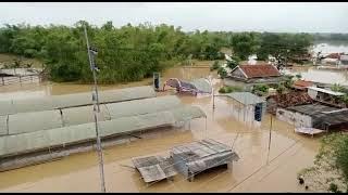 Pp attaroqi karongan banjir lokasi sampang madura