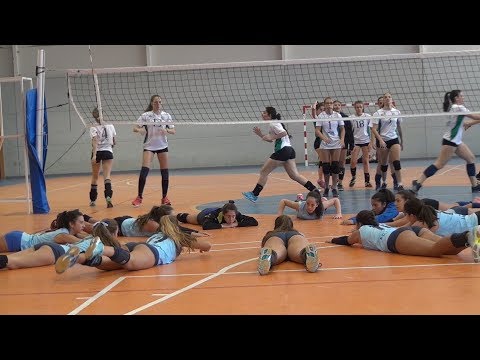 Vídeo: Com Començar Un Club Femení