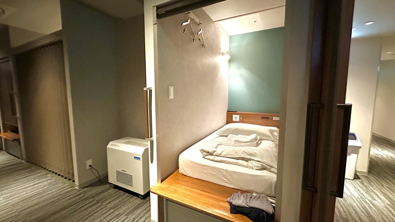 Размещение в бюджетном капсульном отеле в центре Саппоро Susukino｜Gardens Cabin