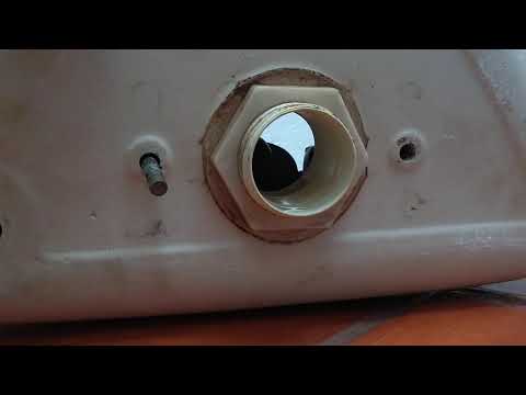Vídeo: Com es desenrosca un cargol del vàter?