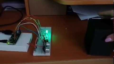 Parking sensor alarm using Raspberry Pi Zero
