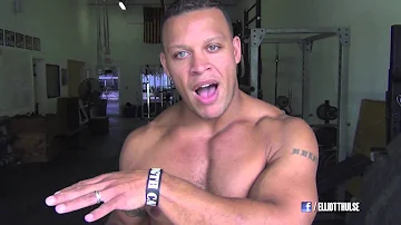 Can I eat anything and still build muscle?