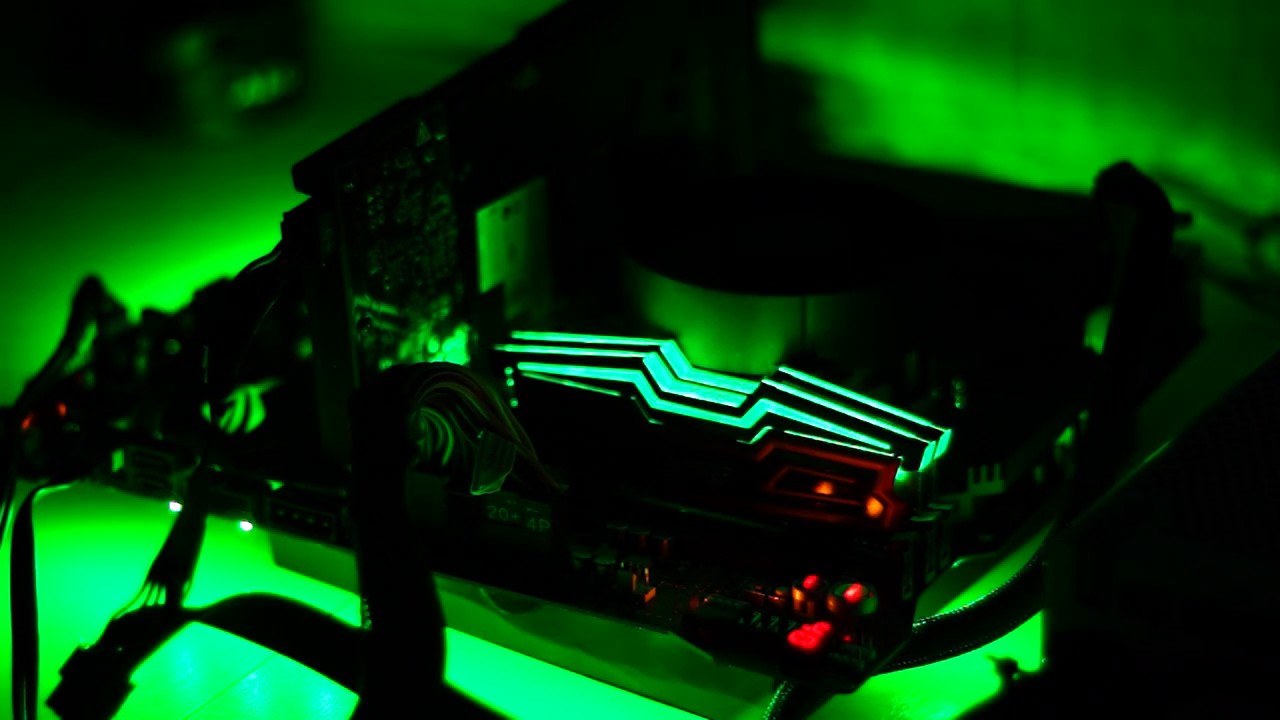 Пример работы подсветки модулей памяти ADATA XPG Spectrix D40