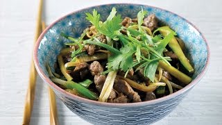 Puur Oosters - Gebakken Noedels Met Rundvlees