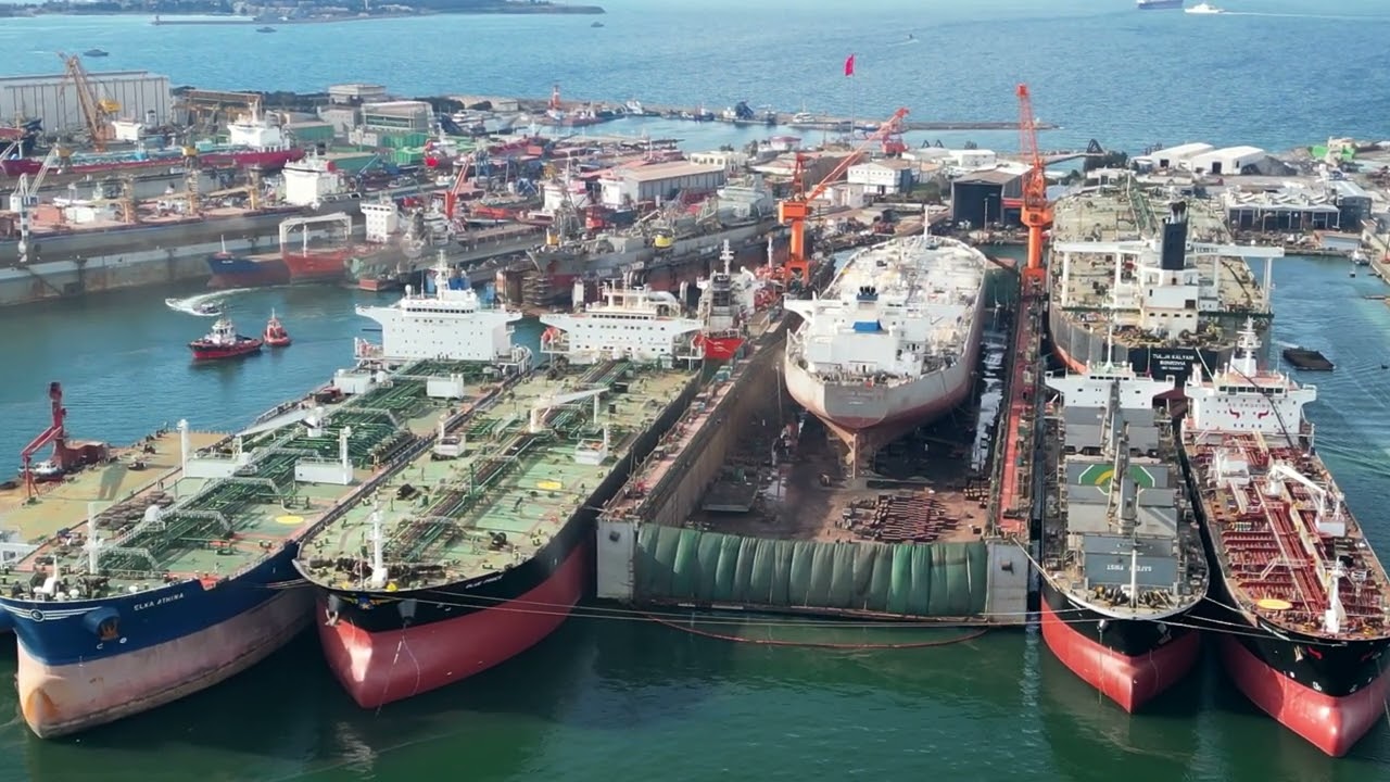 Istanbul Finance Center Rain-Drinking, Quake-Floating, Metro-Magnet of Atasehir