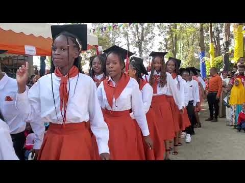 Class 7 Graduates Amazing Entrance on their Graduation 2024 / GREEN VALLEY SCHOOL ARUSHA