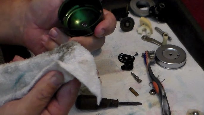 How to Service a Johnson 100A Spincast Reel 