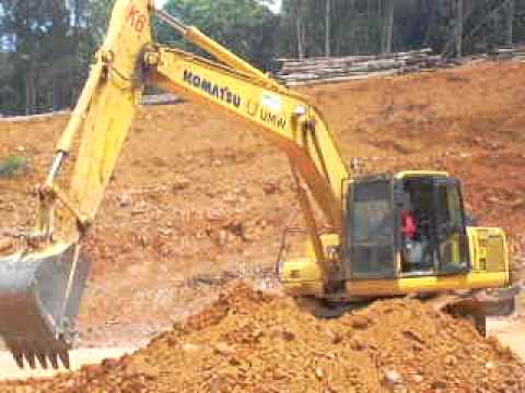 Komatsu pc200