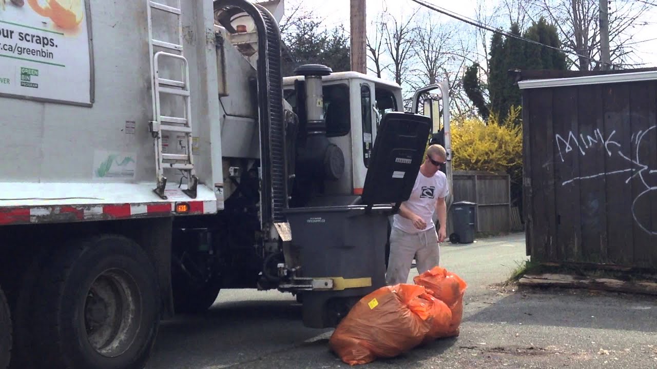 Awesome Automated Side Loader Garbage Truck In Alley Way 