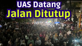 UAS Datang, Jalan Ditutup Jamaah | Tabligh Akbar di Masjid Raya Cimahi