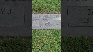 Dr Henry Heimlich - The Heimlich maneuver #shorts #history #famousgraveswithdiamonddave #gravesite